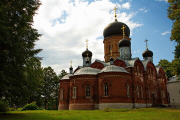 Fototapeta na wymiar Orthodox church on the territory of the Pokrovsky Svyato-Vvedensky island monastery, Russia.