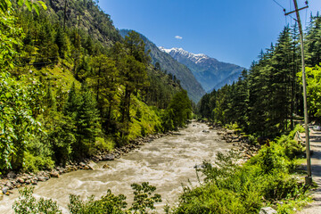 Obraz premium Beas river flowing in Manali