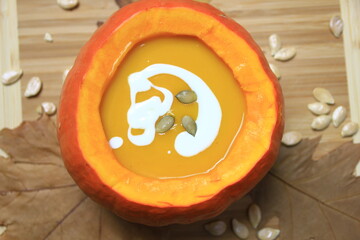 Pumpkin cream soup with cream