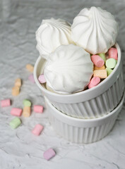 marshmallows in a bowl