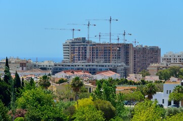 Gran edificio en construcción