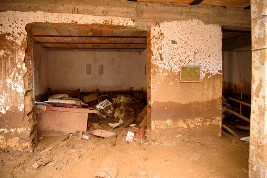 casa destruida 