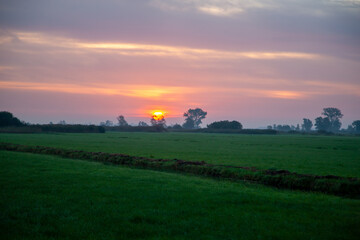 Fototapeta premium Sonnenaufgang in Blokzijl