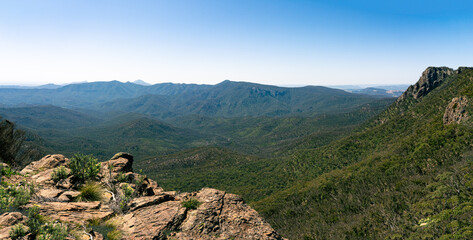 Fototapeta na wymiar View of a green mountainous landscape in Australia.
