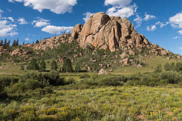 Fototapeta premium Castle Park is located within the San Isabel National Forest, Colorado. The area offers outdoor recreation with dramatic rock formations for viewing.