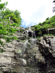 Obraz premium waterfall in the mountains