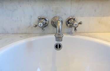 robinetterie ancienne