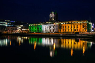 Fototapeta na wymiar Cork City Town Hall
