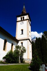 Fototapeta na wymiar Church under the Eiger mountain in the town of Grindelwald in the Swiss Alps.