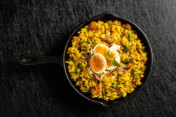 カレーピラフ　Photo of homemade curry pilaf