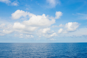 Naklejka na ściany i meble Horizon of sea bay and blue sky cloud