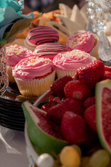 cupcakes with fruits 