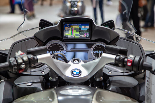 Speedometer and GPS of BMW R 1200 RT