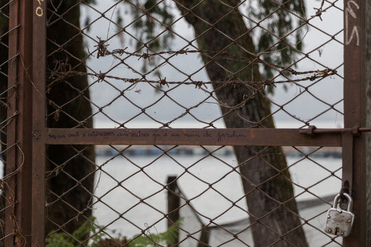 Citations en fran&ccedil;ais trouv&eacute;e au N&eacute;pal