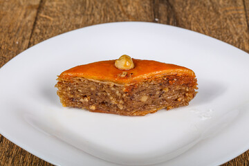 Turkish delight baklava with honey