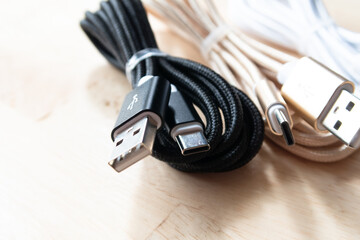 USBケーブル（USB２.0 - Type-C）