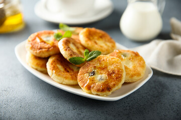 Traditional Russian cottage cheese cakes