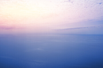 Obraz premium Sunrise over the ocean. Beautiful morning landscape