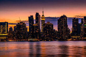 Panoramic view of the Chrysler Building  and Manhattan city skyline silhouette, New York