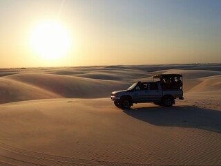 Fototapeta na wymiar Jeep tour sunset