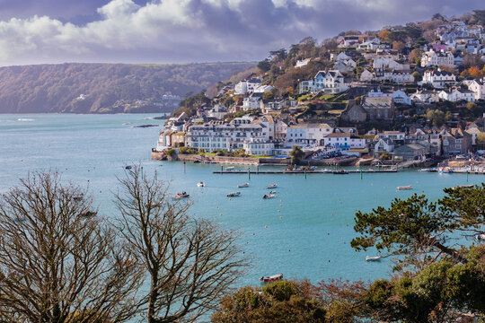 Salcombe Harbour  from Snapes Point