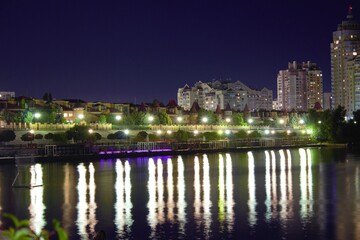 Fototapeta premium night view of the city