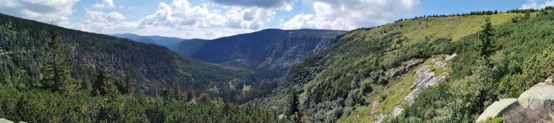 Fototapeta na wymiar view to the valley of czech mountains