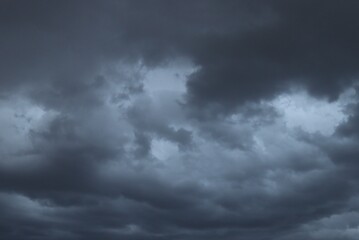 Obraz premium Dark, rainy ski before storm