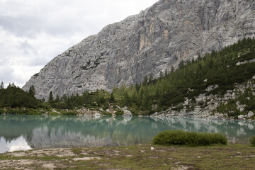 Fototapeta na wymiar Lago di Sorapis 