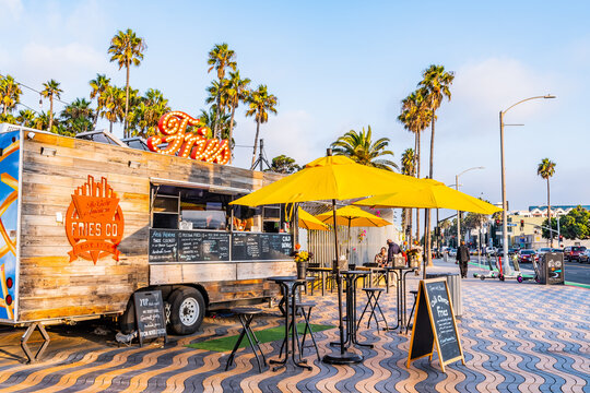 Santa Monica, California - October 09 2019: Great American Fries Co Fast Food Restaurant Truck Open For Business Outside Santa Monica Pier, Downtown The City At The End Of Route 66.