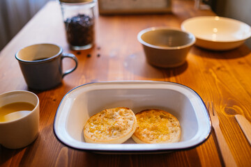 breakfast with English muffin
