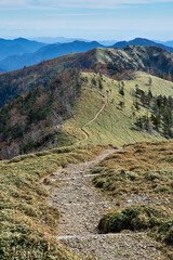 Fototapeta premium 紅葉の剣山（徳島県）