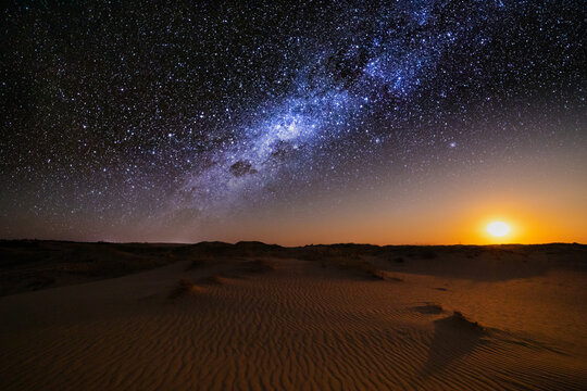 Amazing views of the Sahara desert under the night starry sky