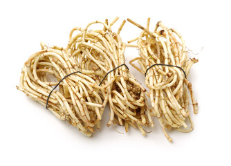 Houttuynia cordata is one kind has the smell of herbs. In the Yangtze River Basin Chinese provinces to the south. That can be done for medicinal purposes, can also eat, people in South Chinese mainly 