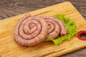 Raw sausage ring for grill
