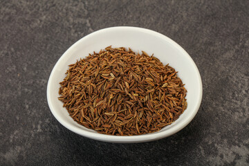 Dry zeera seeds in the bowl