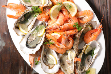 oyster, shrimp and clam with lemon