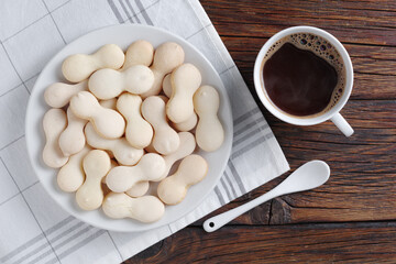 Small sugar cookies and coffee