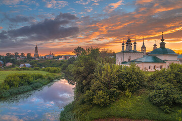 Beautiful wide angle view of the historical town of Suzdal', Golden Ring of Russia - obrazy, fototapety, plakaty