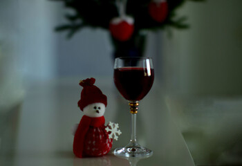 red wine and christmas decorations