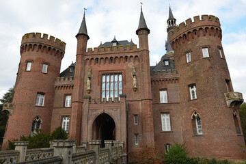 Fototapeta premium Bedburg-Hau Schloss Moyland in der Nähe von Kleve, Deutschland