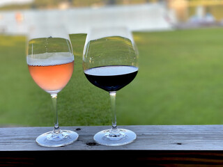 2 wine glases