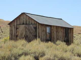 Obraz premium old red barn
