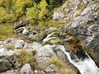 Naklejka na ściany i meble river in the mountains
