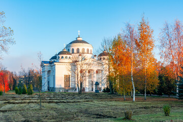 Fototapeta na wymiar Saint Sophia Cathedral in autumn, Pushkin, Saint Petersburg, Russia