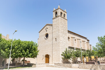Fototapeta na wymiar Santa Maria de Sant Antoli church (Ribera d'Ondara, Segarra), Province of Lleida, Catalonia, Spain