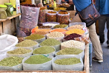 Fotobehang Spices Souk in Bahrain © Katharina