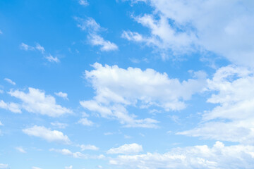 Obraz na płótnie Canvas cloudy blue sky view sushine bright background