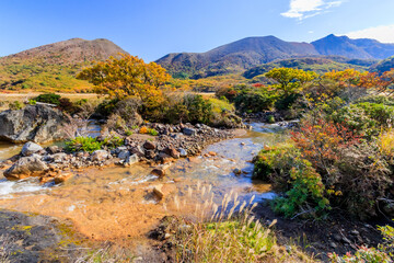 坊ガツルとくじゅう連山（秋）大分県玖珠郡　Bougatsuru and Kujuurenzan (autumn) Ooita-ken Kusu-gun