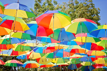 Fototapeta na wymiar Kolorowe parasolki 